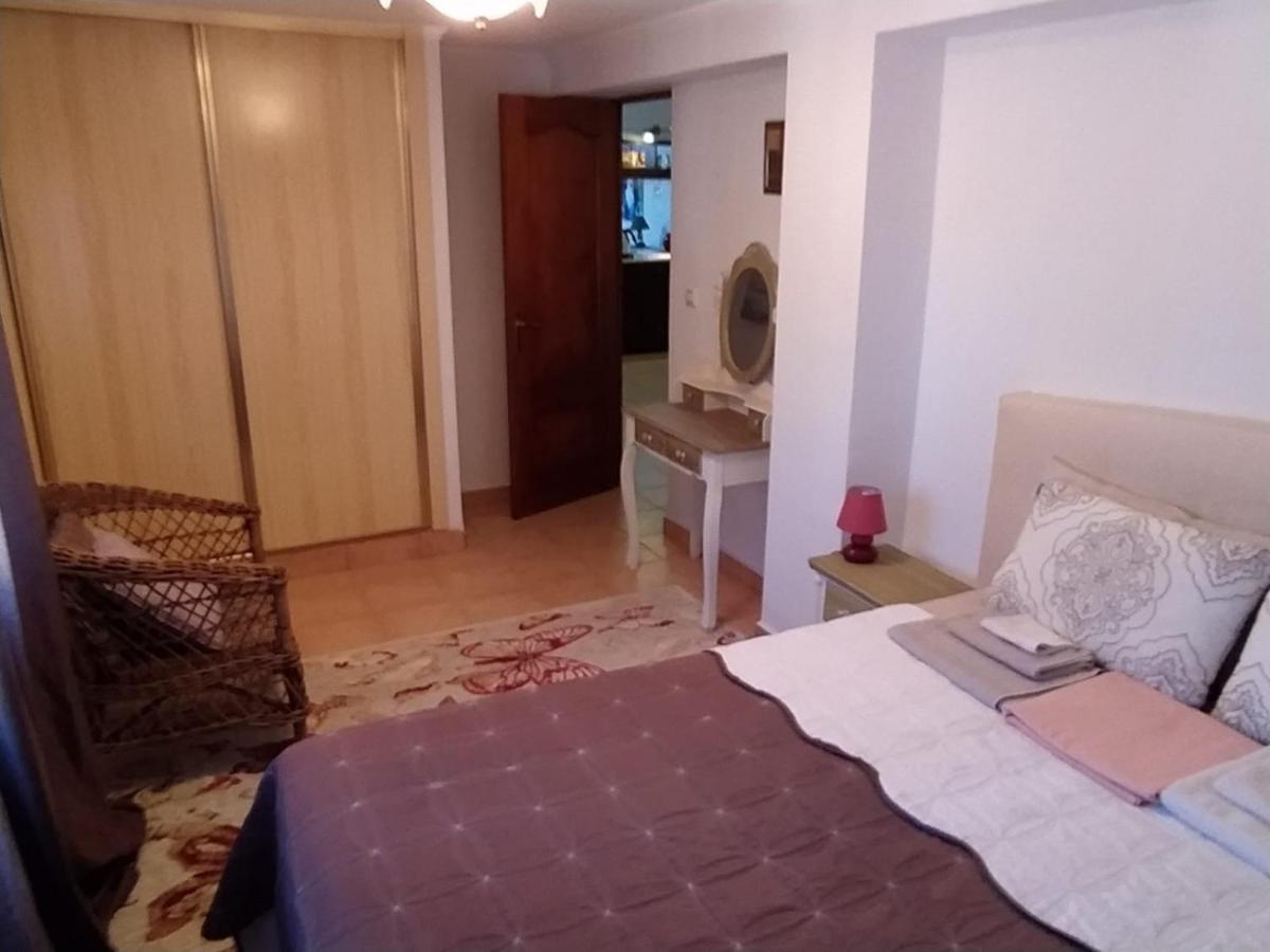 Aпартаменты На Ortenbach Casas de Torrat Kültér fotó